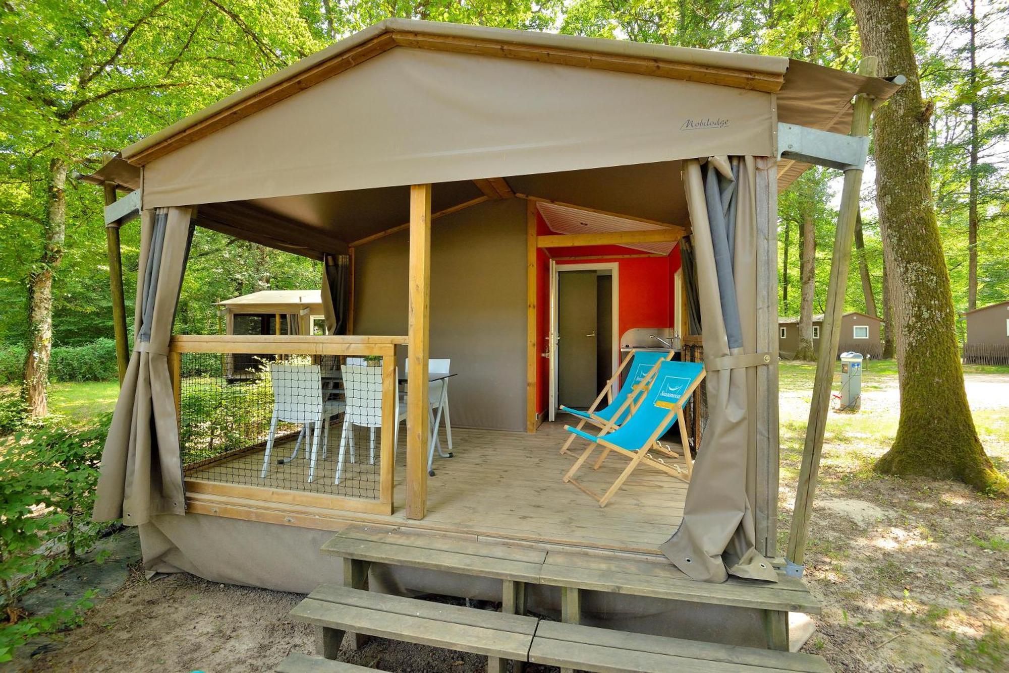 Camping Etang de la Vallée Combreux Habitación foto